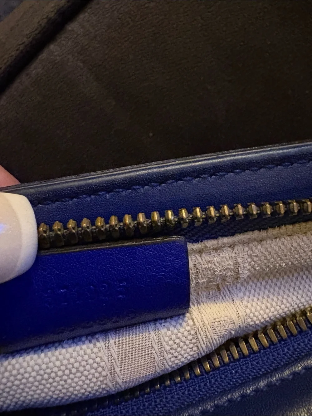 Gucci Classic Patent Leather Horsebit Bag with Gold Hardware - Navy